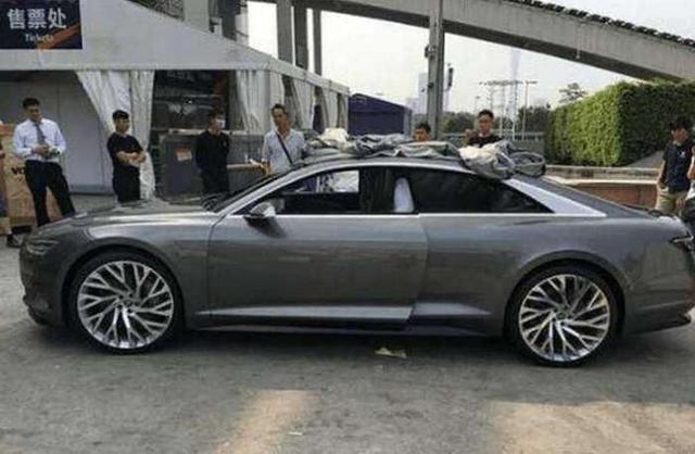 全球首臺奧迪A9進(jìn)港！不輸阿斯頓馬丁，內(nèi)飾如同飛機(jī)頭等艙